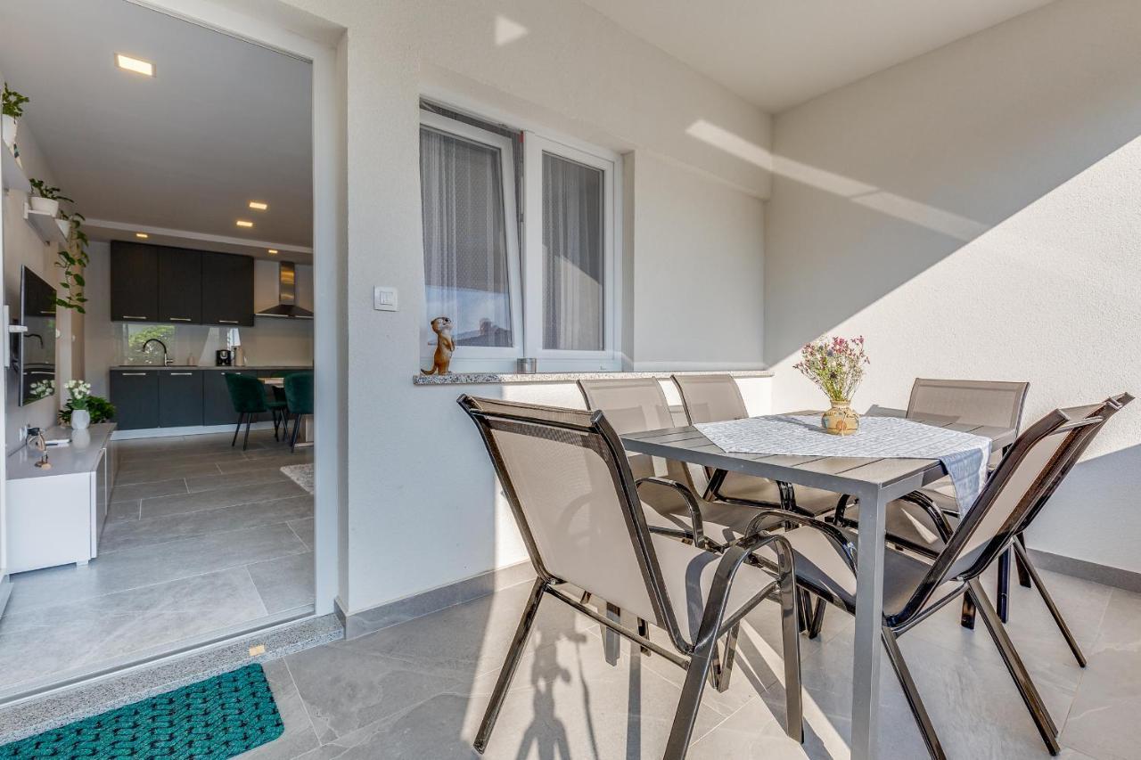 Apartman Angel Lägenhet Zadar Exteriör bild